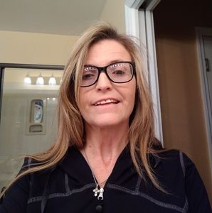 Meet your Posher, Angie